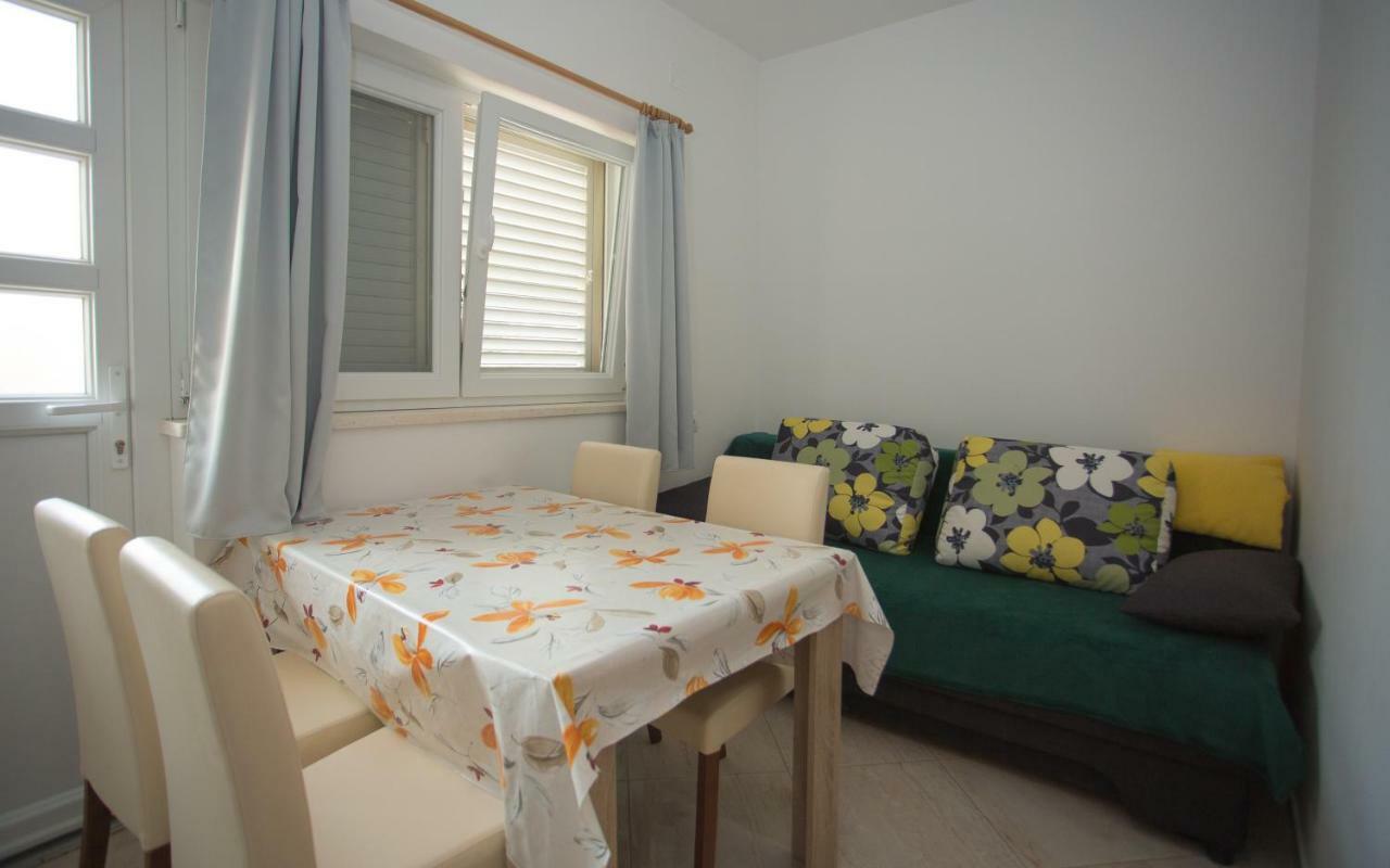 Kaštela Apartment Ribica מראה חיצוני תמונה